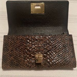 MK wallet
